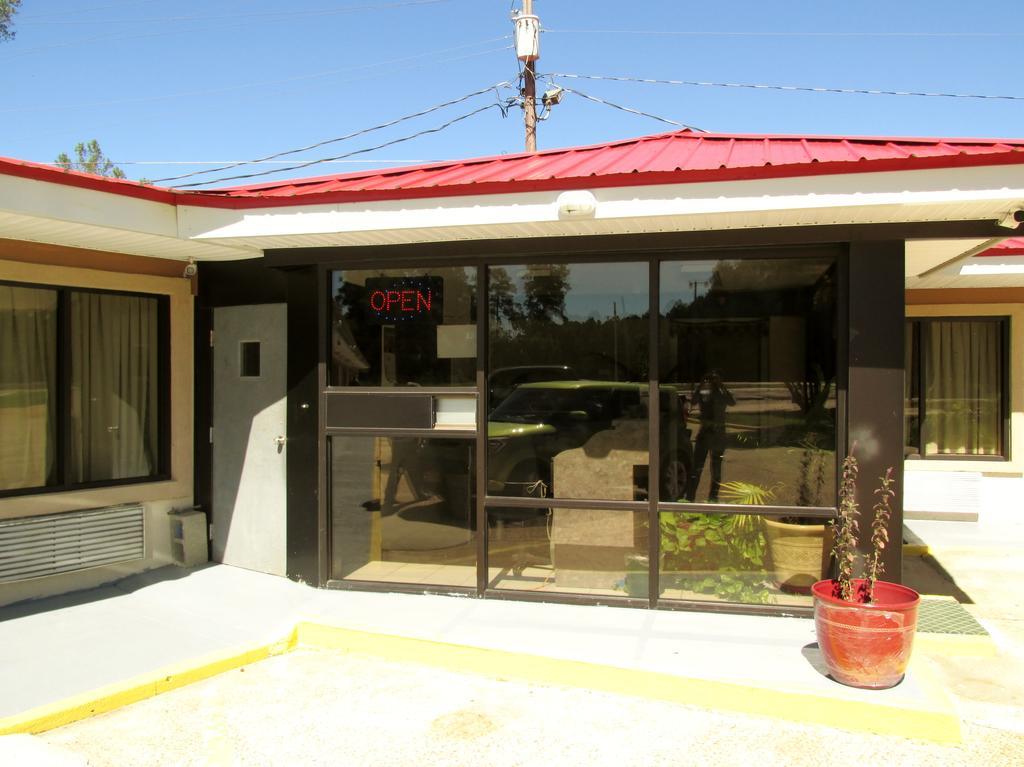 Country Inn Motel Oakdale Kültér fotó