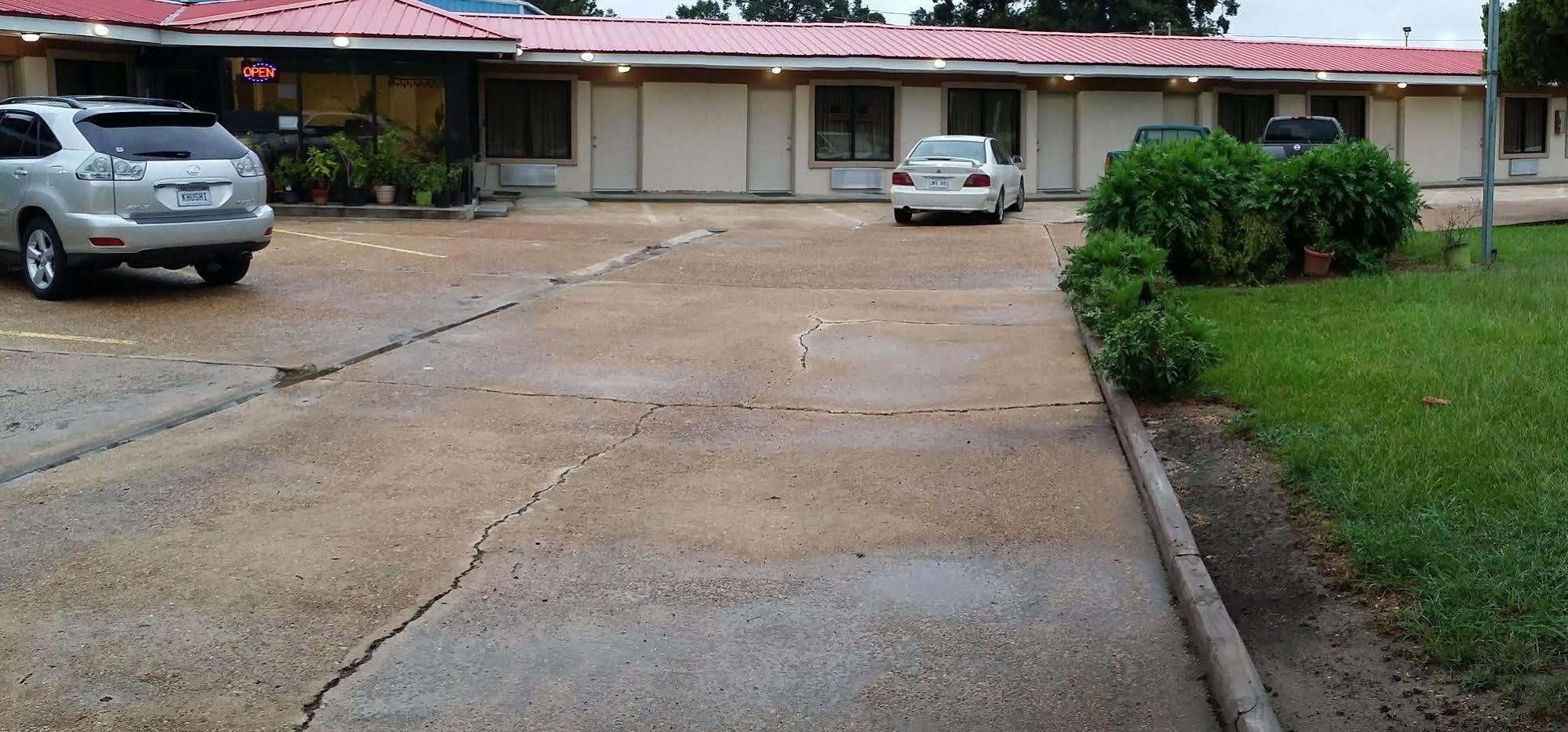 Country Inn Motel Oakdale Kültér fotó